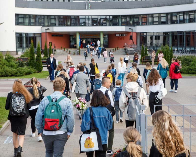 Belarus: Everyone needs to earn a certificate to confirm they have graduated from school here